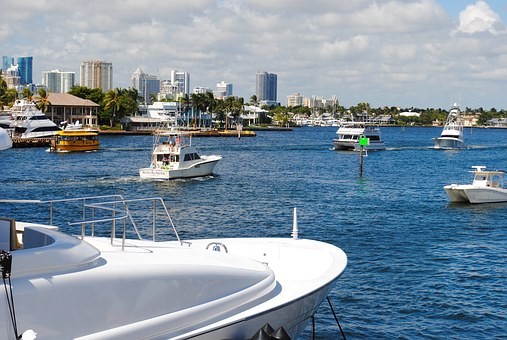yachts-1040852__340