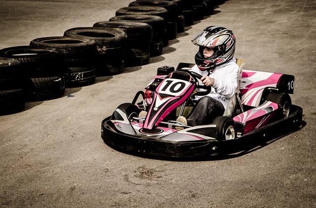 gokart-1080508_640